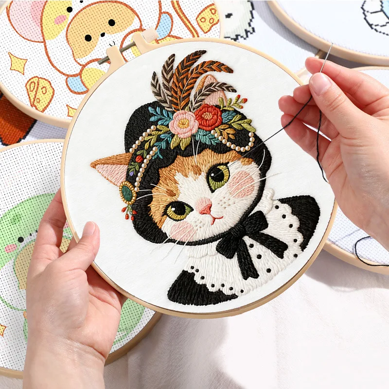 Kit Ricamo Gatto Fai da Te per Principianti - Kit Artigianale per Ricamo e Cucito - Regalo Unico - immagine 4