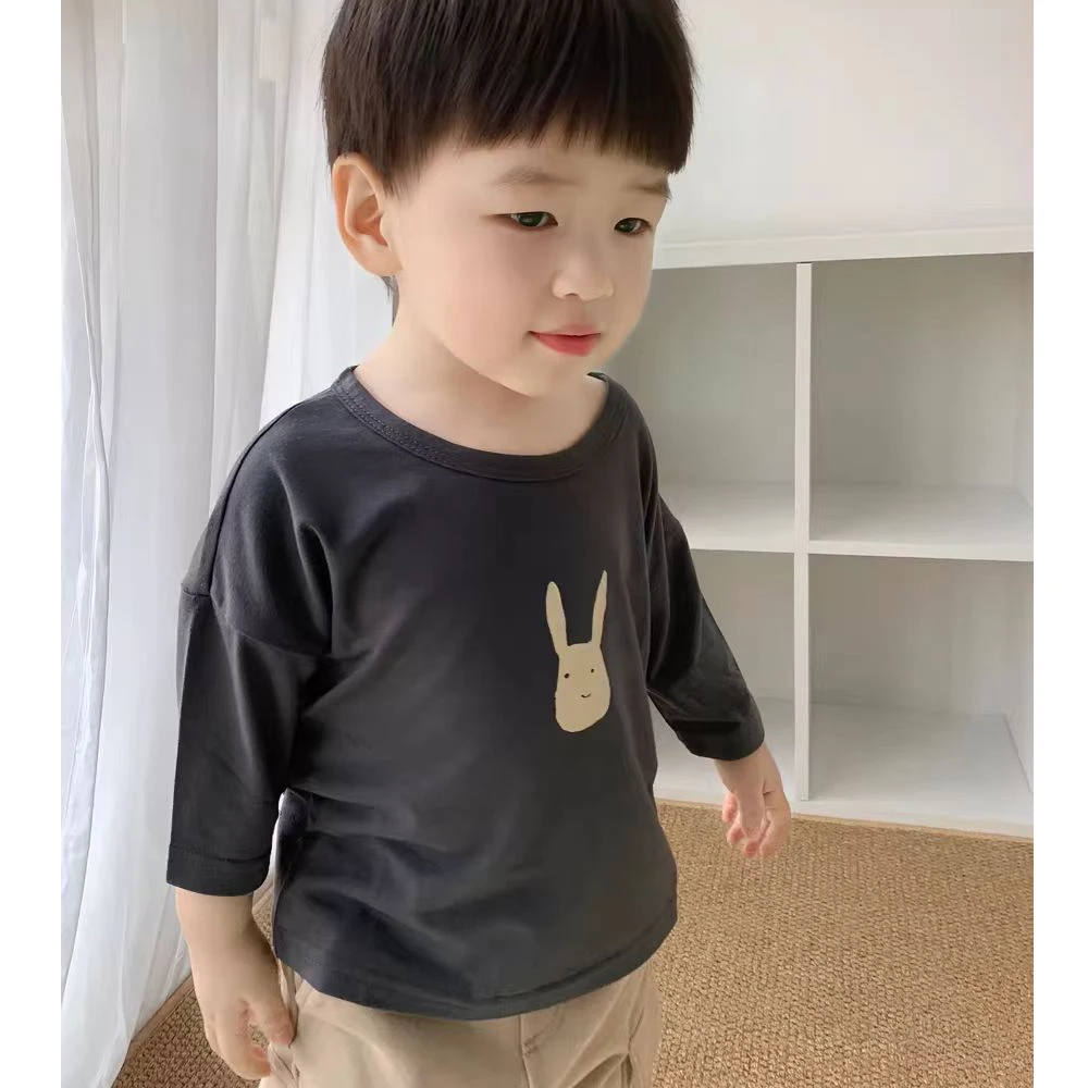 Короткая футболка для маленьких девочек и мальчиков, рубашки с рукавом три четверти и мультипликационным рисунком, детские тонкие футболки, летняя детская одежда в Корейском стиле