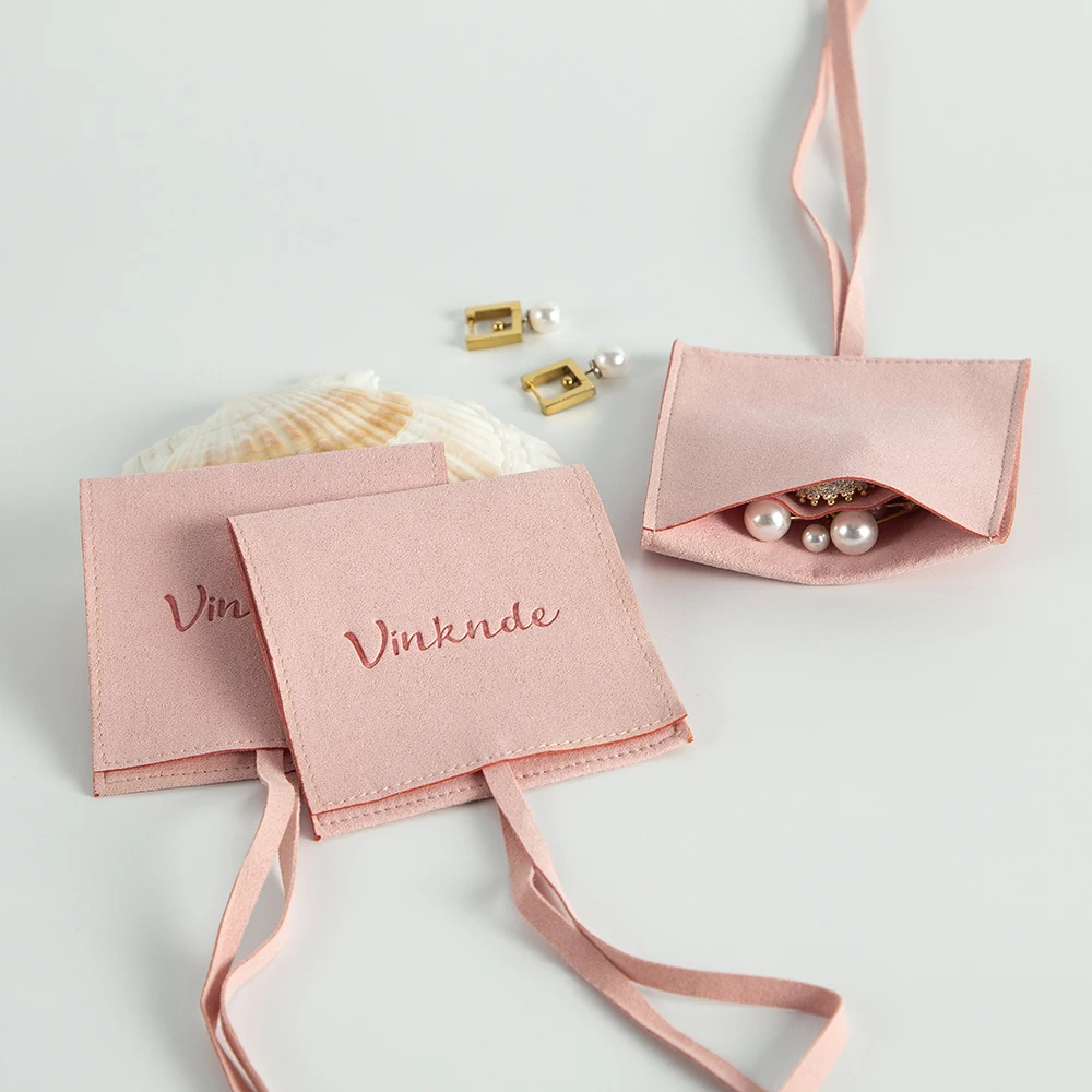 100Pcs Personalized Jewelry Bag Microfiber Suede Velvet Envelope Flap Pouch for Ring Earring Pendant Wedding Favors Gift Display