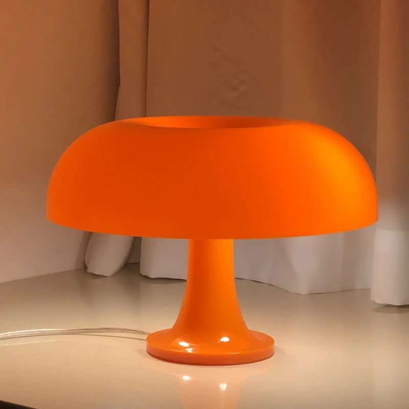 Modern minimalist LED orange White mushroom table lamp led night lamp table lamp imported from Italy designer bedroom bedside table lamps