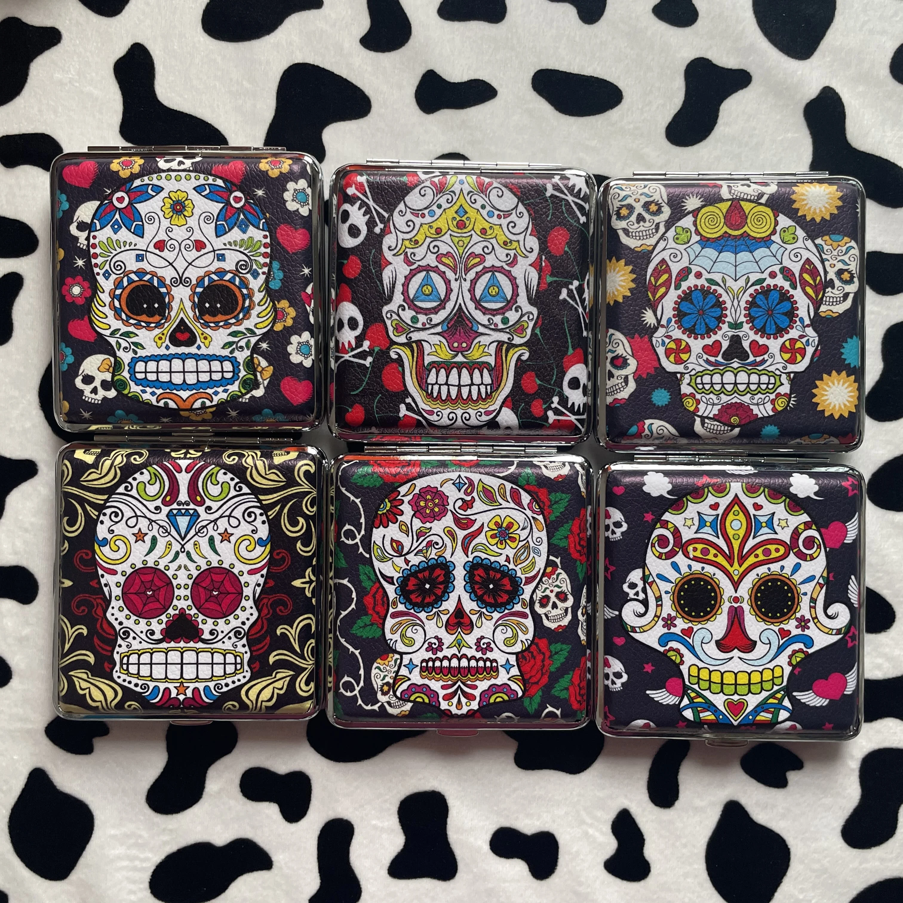 Skull And LOVE Leather Cigarette Case Box Portable Cigar Box-Up to 20 King Size 84mm Cigarettes Volume 6
