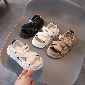 1-8Y Sandali per bambini 2025 Estate Nuove scarpe da ginnastica Ragazzi Ragazze Hollow Versatile Sandali sportivi morbidi Scarpe da spiaggia per bambini all'ingrosso 1