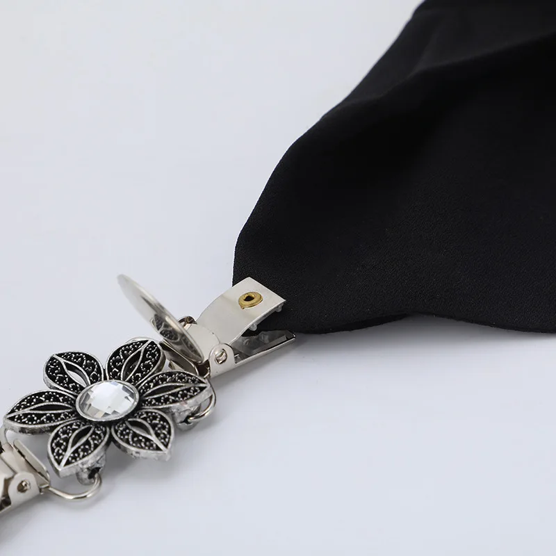 Vintage Cardigan Vest Clip Rhinestone Flower Sweater Shawl Brooch Scarf Buckle Fastener for Clothes Haberdashery Sewing Decor