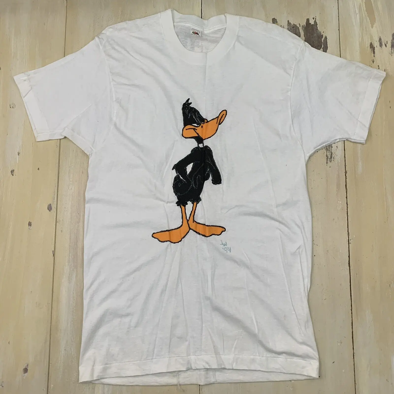 Daffy Duck - Vtg 1994 White Puffy Paint Fruit Of The Loom T-Shirt, Mens L/Xl
