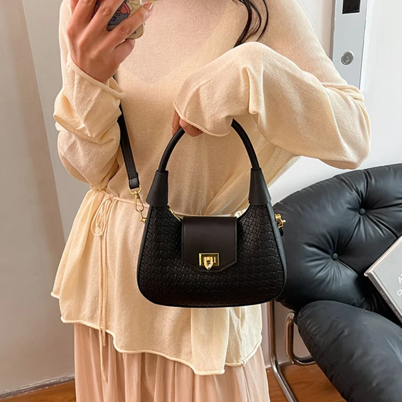Simple Casual Fashionable Crossbody Tote Bag Vintage Half Moon Design Solid Color For Women Underarm Hobo Bag