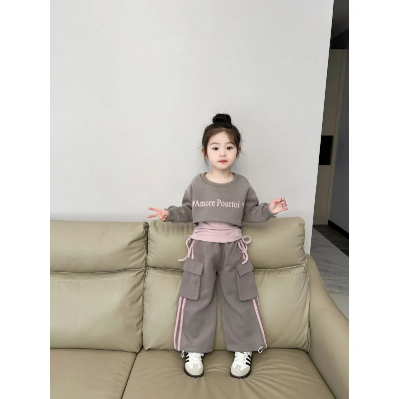 Рисунок 4 - Костюм для девочек