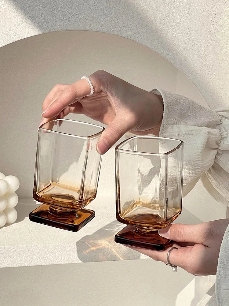 Retro Design Glass Cup for Home Use Beverage Whiskey Cotail Glasses High Aesthetic Value Small  Design Sense