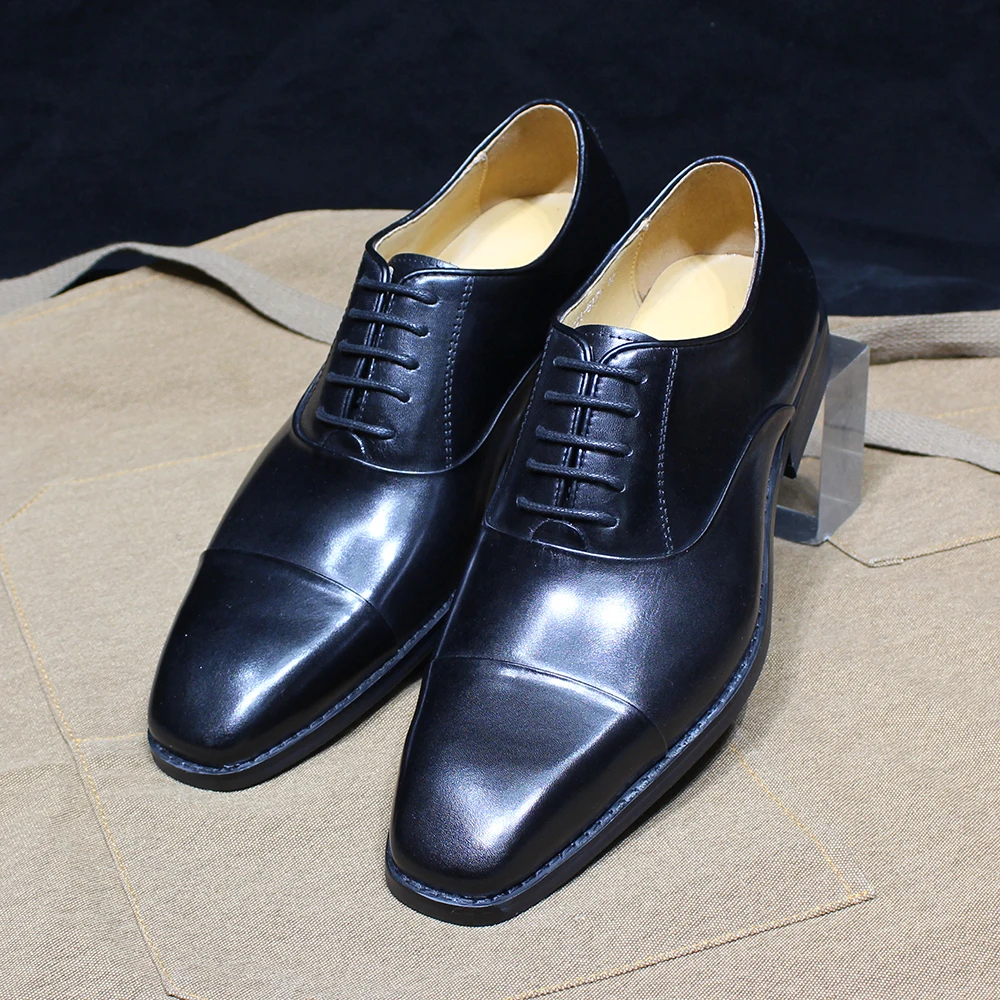 

Classic Men's Oxford Shoes Genuine Cow Leather Lace Up Pointed Solid Cap Toe Italian Designer Office Wedding Dress Shoes for Men