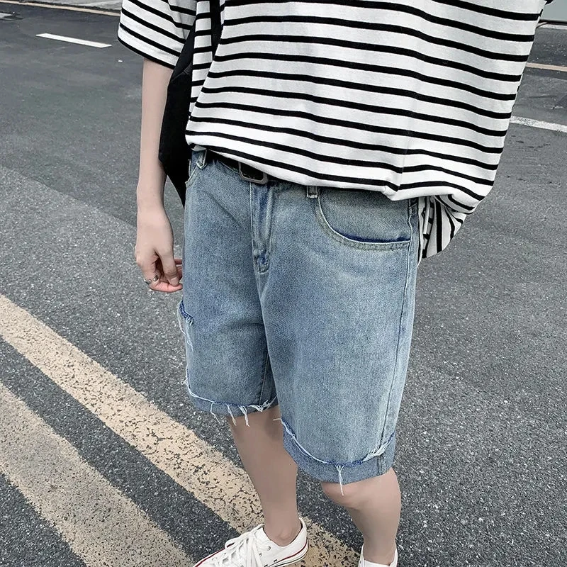 New Summer Perforated Denim Shorts Korean Casual Men's Shopping And Travel High-Quality Street Trend Tassel Loose Thin Shorts