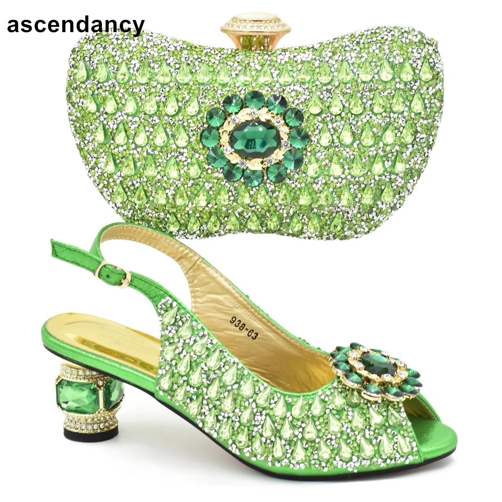 

Latest Italian Women Wedding Shoes and Bag Set with Rhinestone Africa Shoe and Bag Set Plus Size Heels 43 Wedding Shoes Bride
