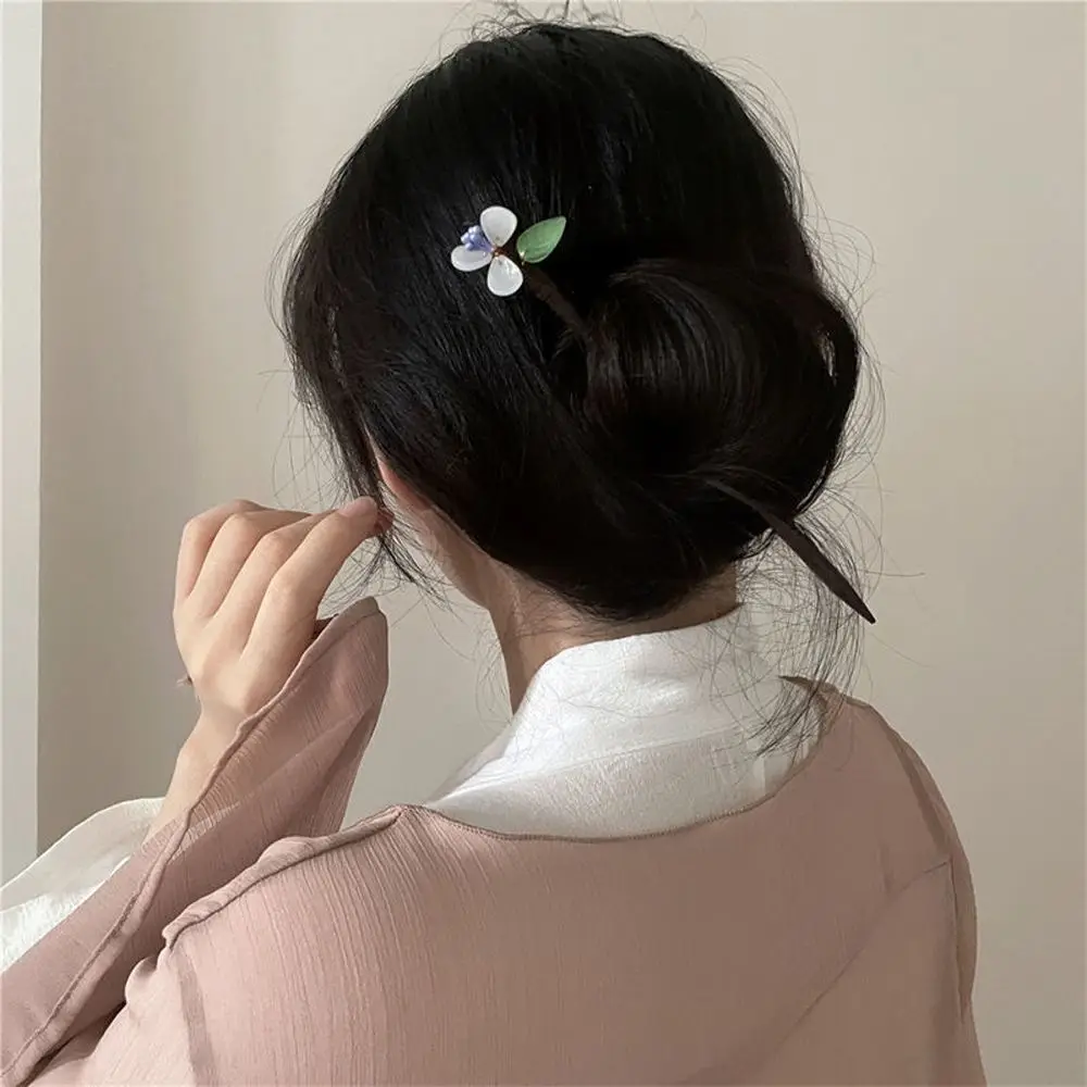 Рисунок 6 - Сказочный темпераментный цветок