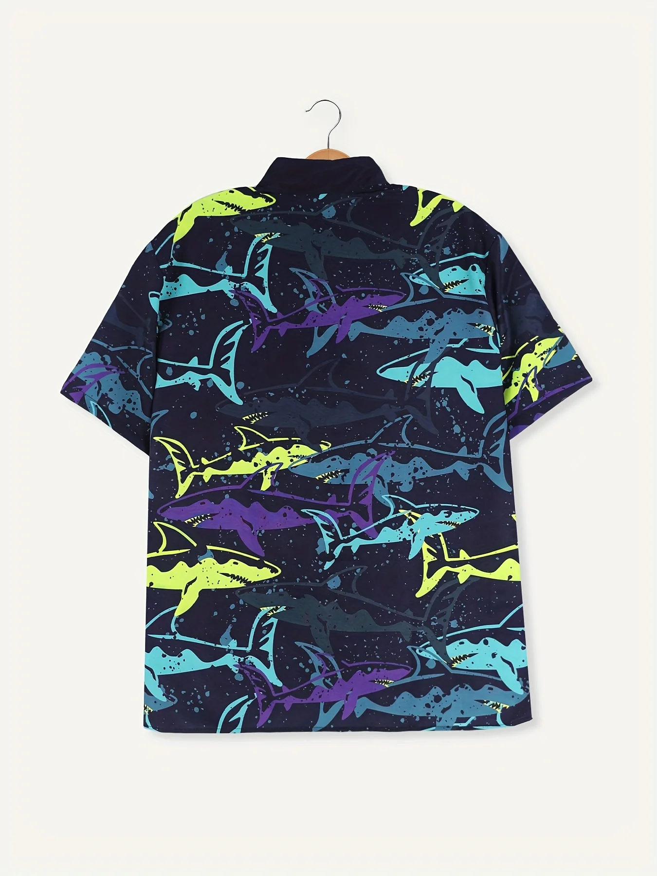 Men's short-sleeved shirt Ocean Overlord Cartoon Shark Pattern Printing Suitable for Summer Hawaiian Seaside Vacation Style Men' 3
