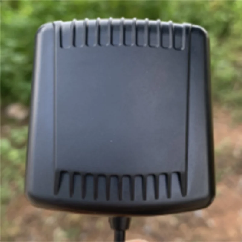 Galileo 4 In 1 고정밀 RTK 운전 테스트 농업 기계 차량용 FULL-GNSS 안테나 GPS BD GLONASS