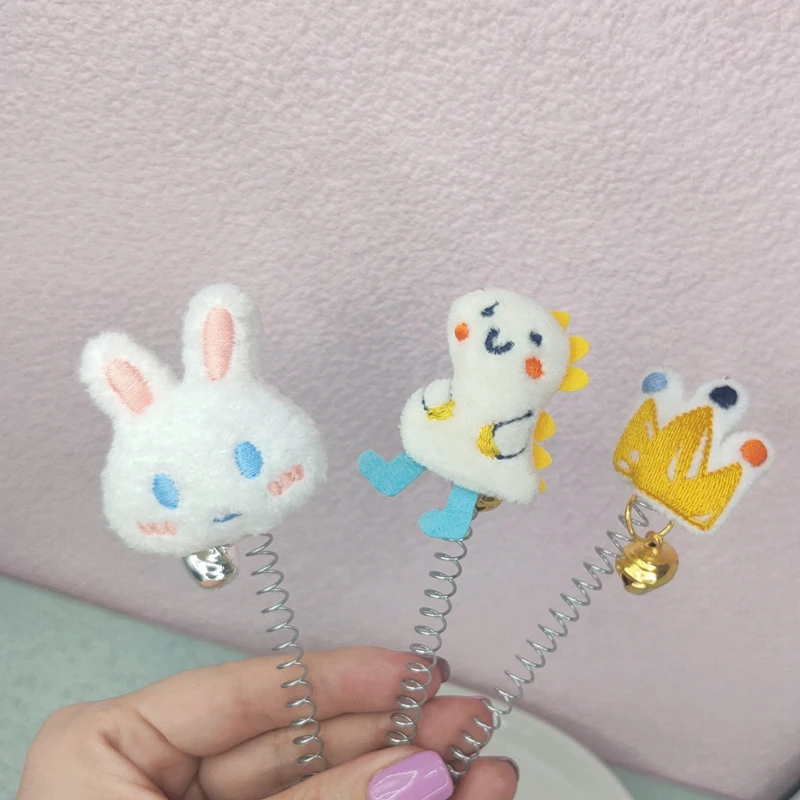 

Новая пружинистая игрушка для кошек с присосками, подходит для крепления к гладким поверхностям