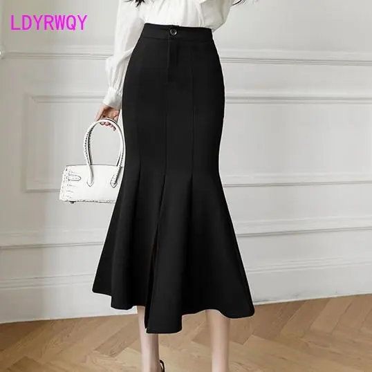 skirt for women in spring and summer, medium length high waisted and slim open buttocks skirt, 2023 new slim fit