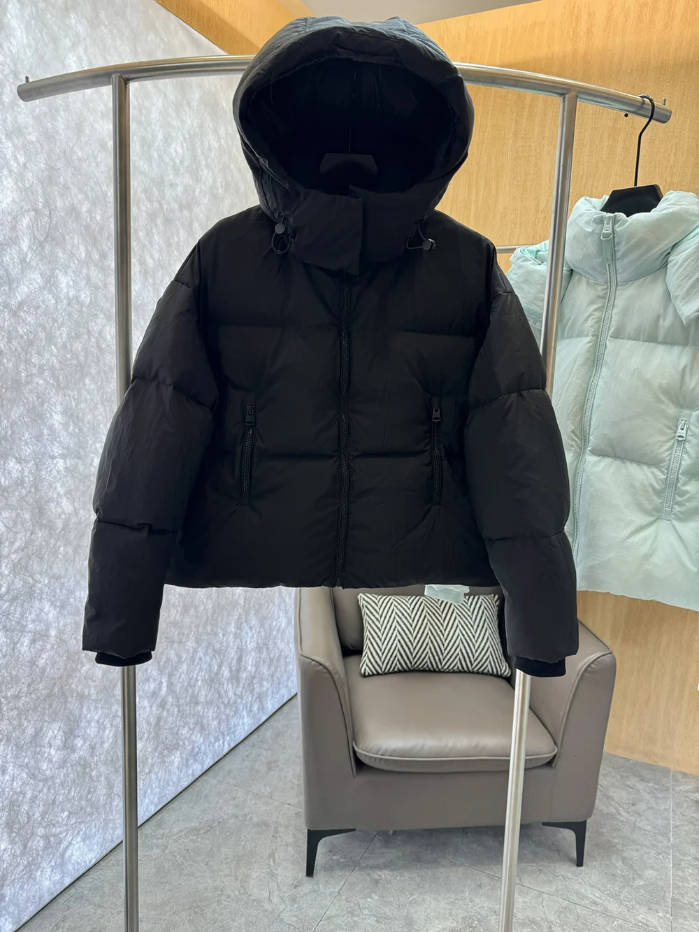 Women Short Down Jacket, Hooded Long-Sleeve Duck Down Coat Lady, Fashion Warm Streetwear Clothing, Winter