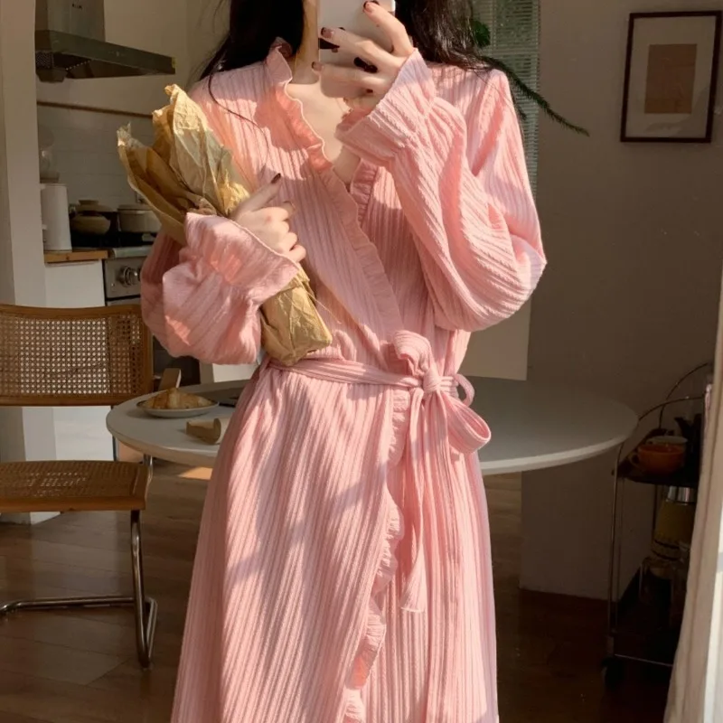 Long bathrobe Spring and Autumn Can be worn outside loungewear Solid color lacing comfortable sexy sleepwear