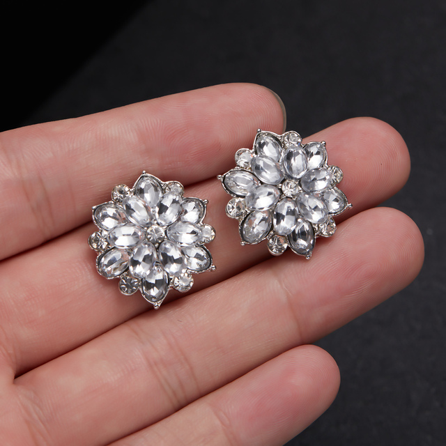 Zircon Christmas Snowflake Stud Earrings for Women Shiny Rhinestone Crystal Flowers Earring Christmas New Year Gifts