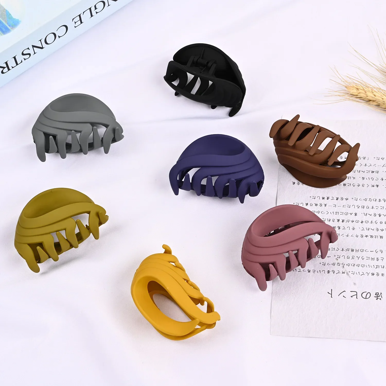 

Matte Solid Small Hair Claw Clamp Women Girls High Ponytail Clip Broken Hair Fixed Hairpin Claw Hair Accessories Women Headwear