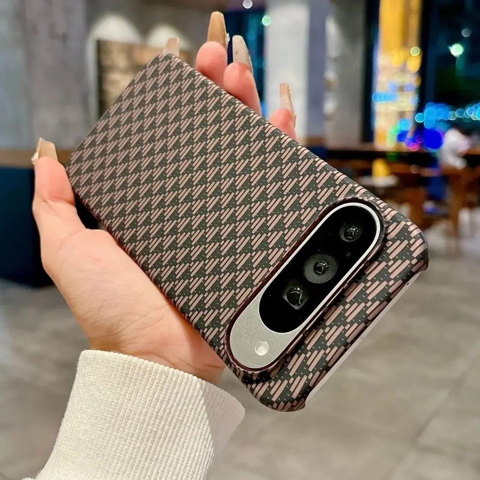 Carbon Fiber Kevlar Texture MagSafe Magnetic Slim Borderless Hard Case
