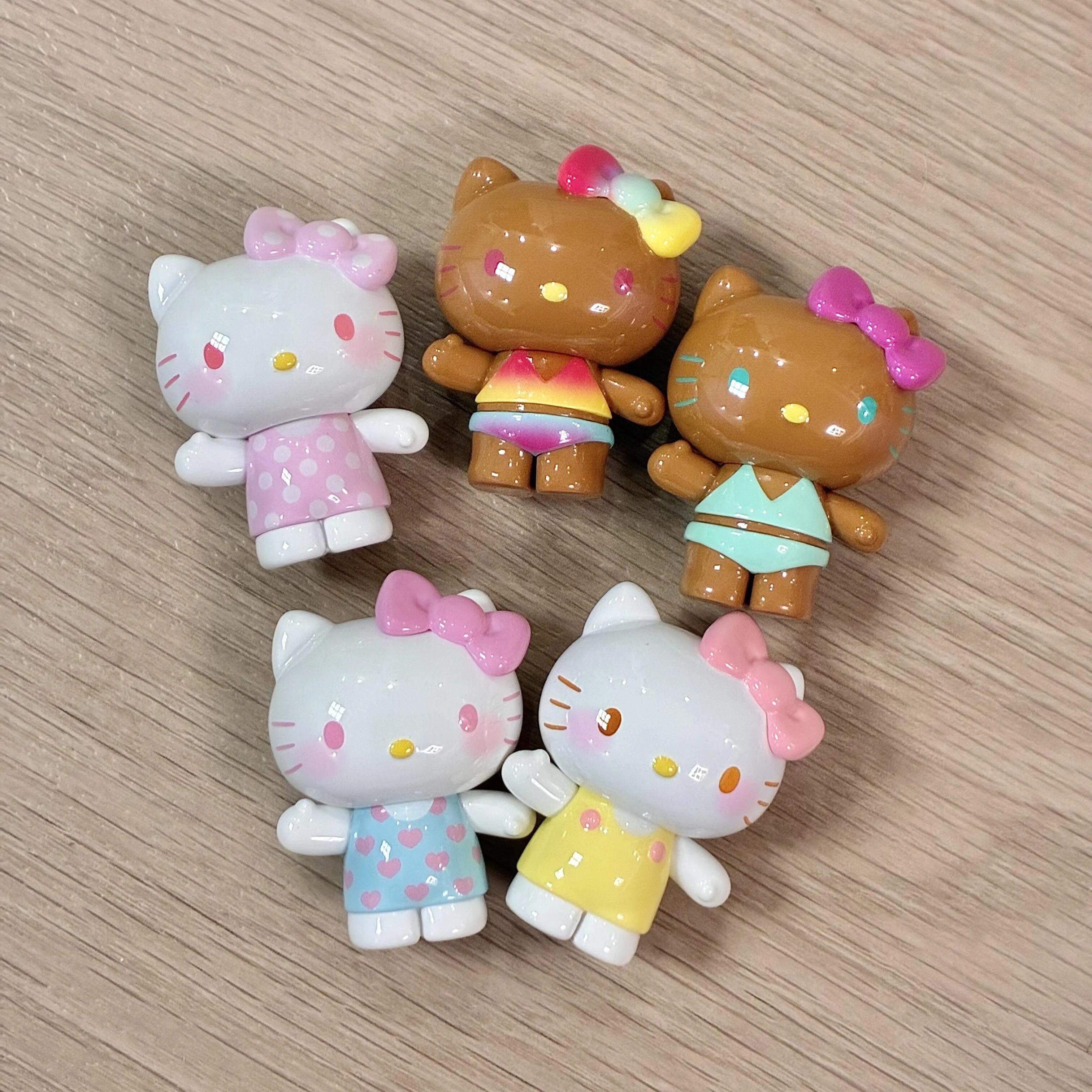 Sanrio Kawaii Hello Kitty Sommer Regenbogen Serie Blind Box Badeanzug Geburtstagsgeschenk Anime Cartoon Desktop-Deko Kinderspielzeug – Detail 5