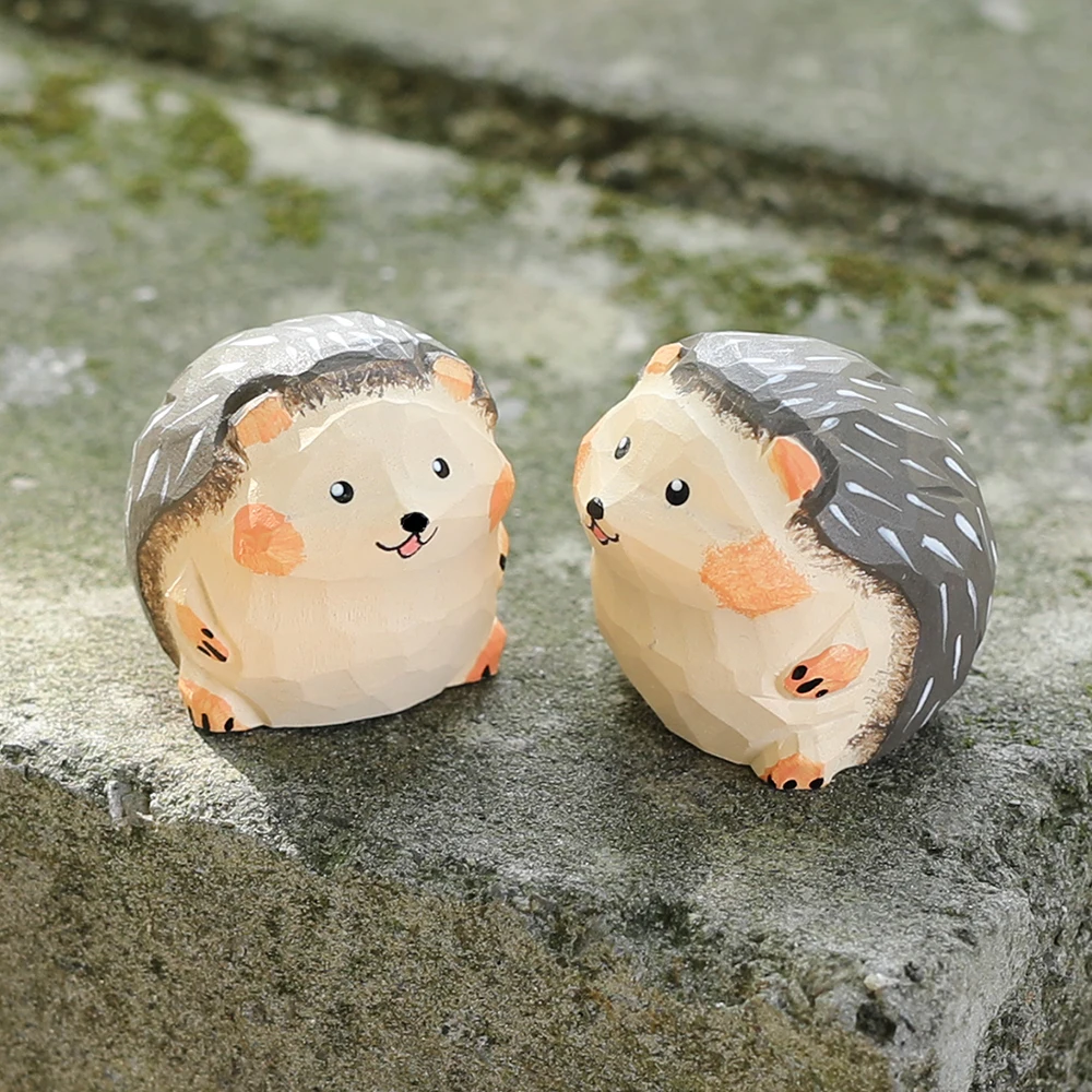 Handcrafted wood carving Home decorations desk accessories room decor Handmade Hedgehog Statue Hand-carved room decor Hedgehog