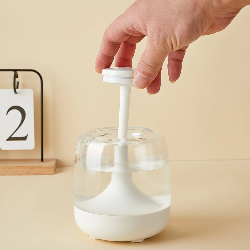650ML Humidifier USB Desktop Indoor Air Atomization Humidifier Household Mute Large Spray Humidifier 4