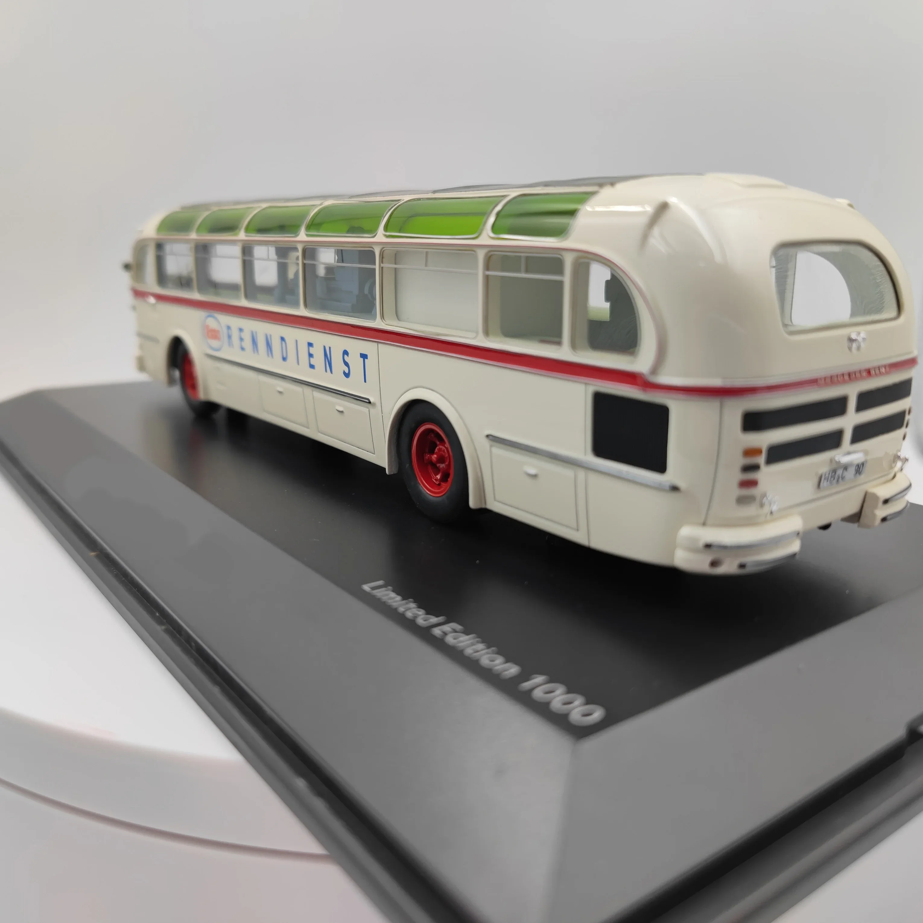 Diecast 1:43 Scale Benz O 6600 H Classic Retro Bus RENNDIENST