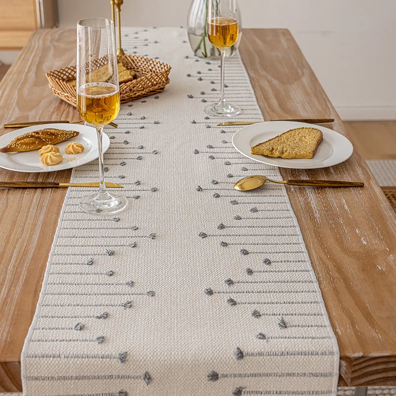 Natural Linen Table Runner with Tassels Dining Decor Wedding Birthday Christmas Decoration for Home tablecloth 4