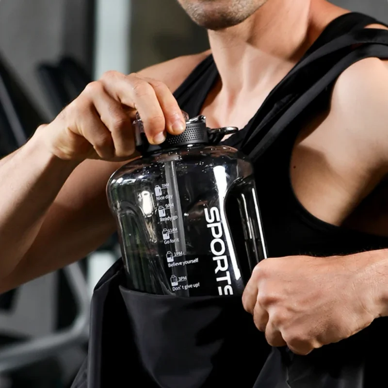 1700Ml/2500Ml/3800Ml Fitness Cup Bpa Free Drinking Bottle Large Capacity Portable Pc Sports Water Bottle with Straw
