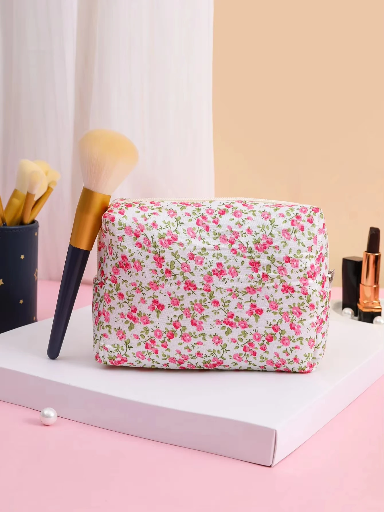 Storage Organizer Floral Puffy Quilted Makeups Bags Flower Printed Cosmetic Pouch Large Travel Cosmetics Bag Makeup Accessory 6