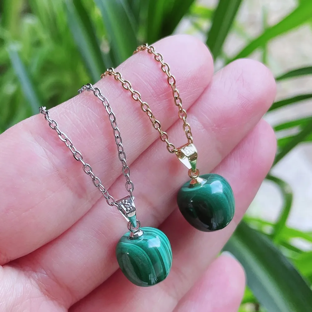 MALACHITE CHOKER NECKLACE – The Crystal Avenues