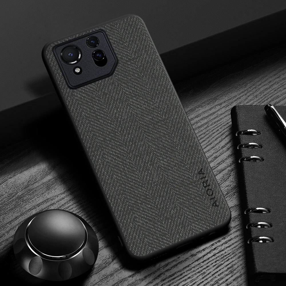 Leather Wood Grain Case - Sleek, Lightweight, and Durable Design