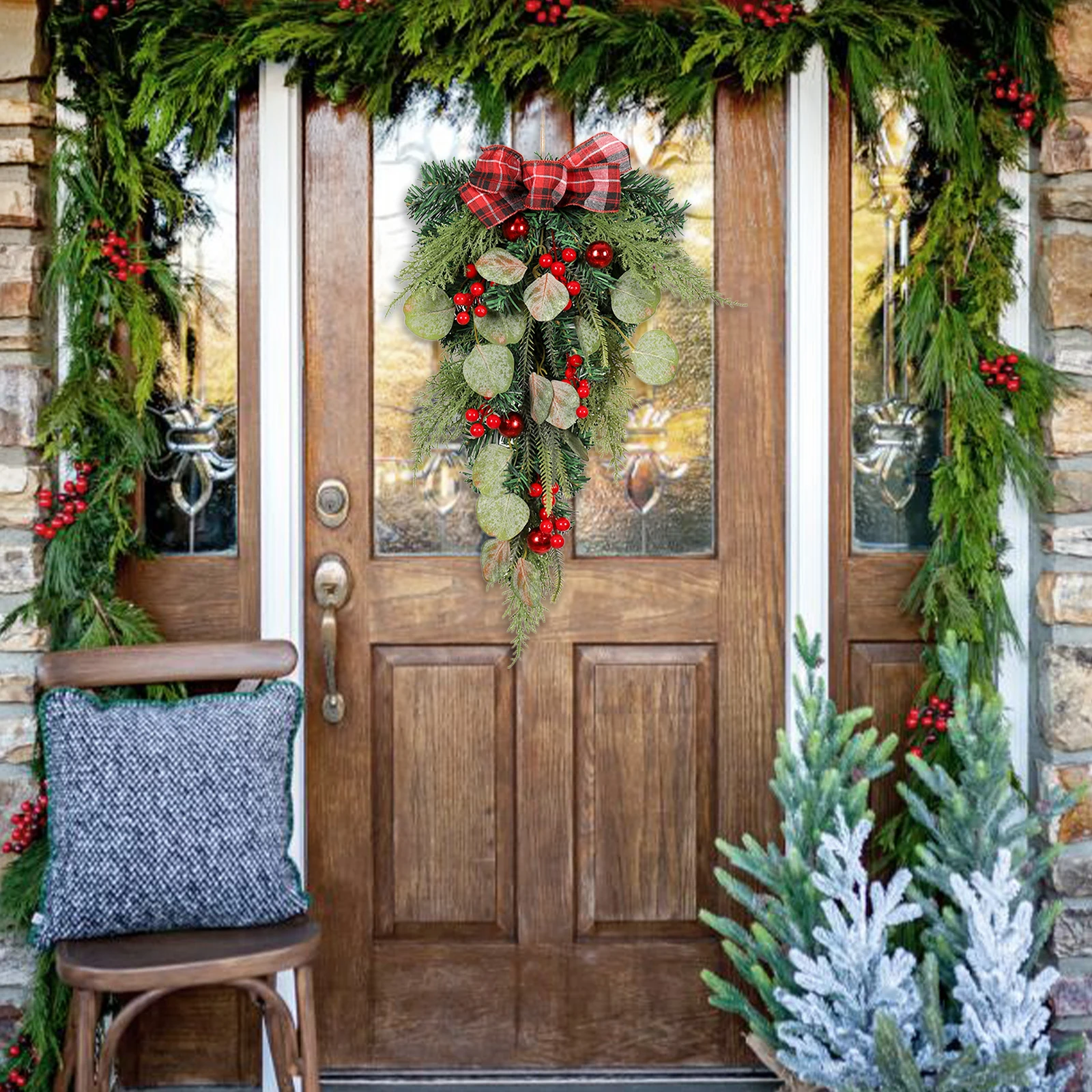 Couronne De Noël En Forme De Larme - Décoration Porte Avec Pommes De Pin Et Baies - 50 Cm Hauteur - Multicolore