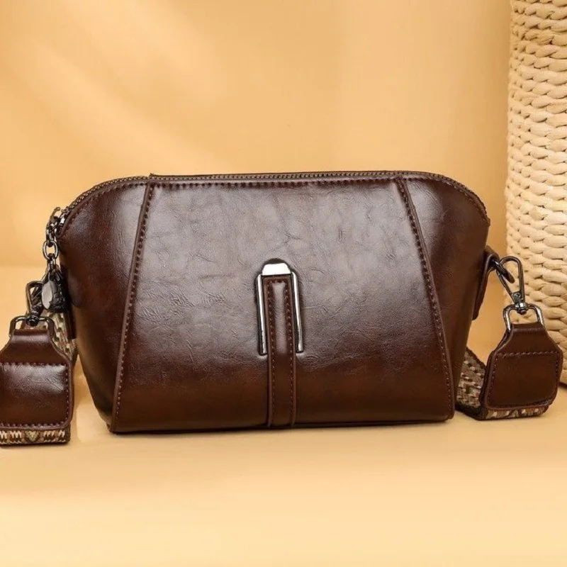 High Quality Small Crossbody Bag Women Trend Luxury Oil Wax Leather Shoulder Bag Fashion Ladies Handbag And Messenger Purse