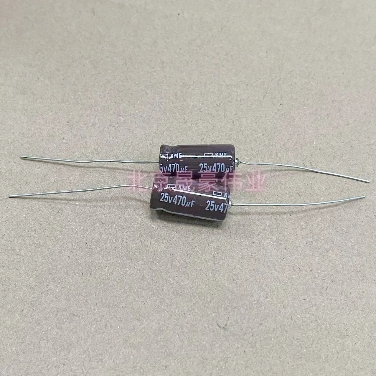 10pcs 10V470UF 25V470UF SME/KME Axial Electrolytic Capacitor 470UF/10V 470UF/25V Axial Audio Capacitor