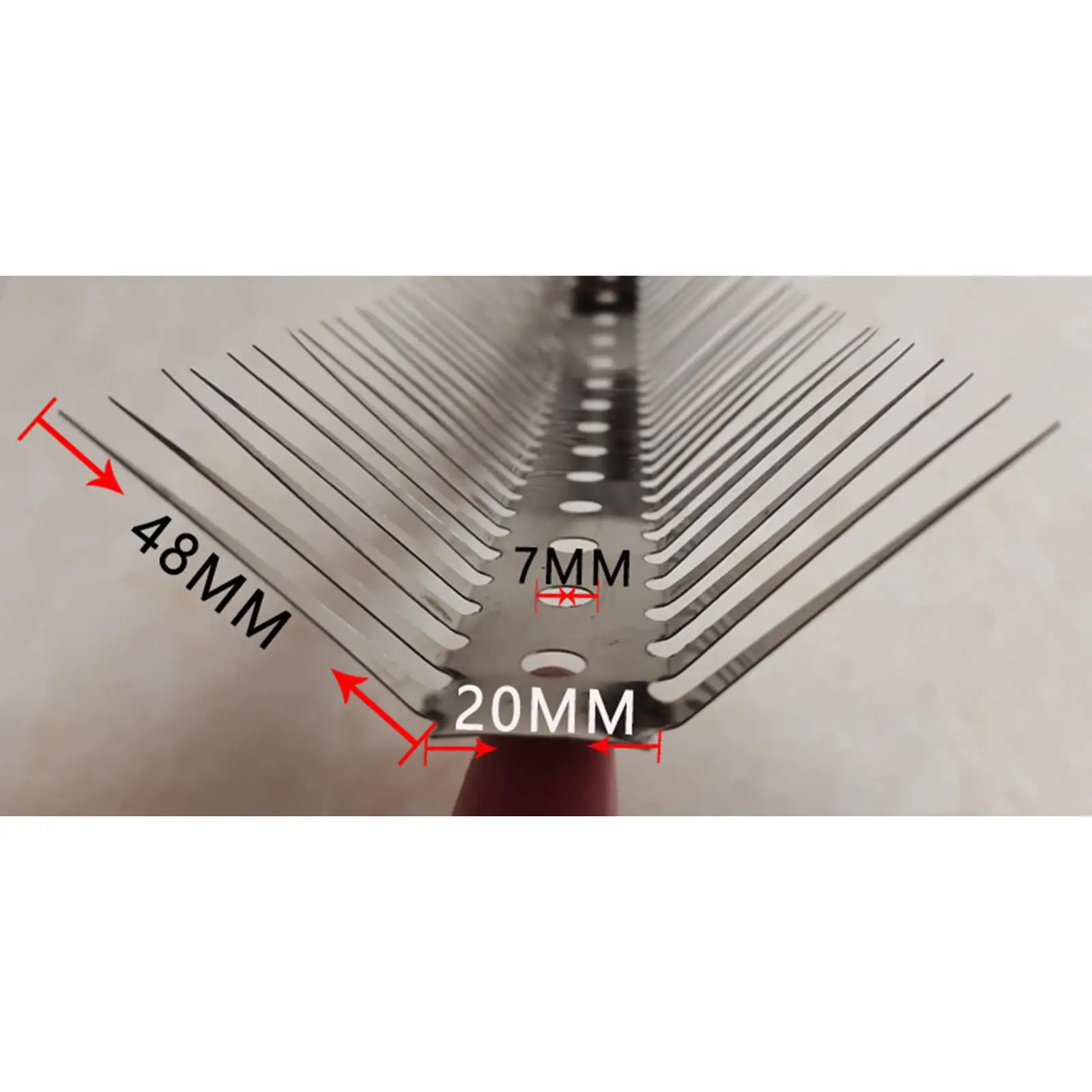 Deterrent Spikes Outdoor with Gloves Ratproof Easy Installation Cuttable Anti Marten for Downpipes Tree Gutter Fruit Tree Poles