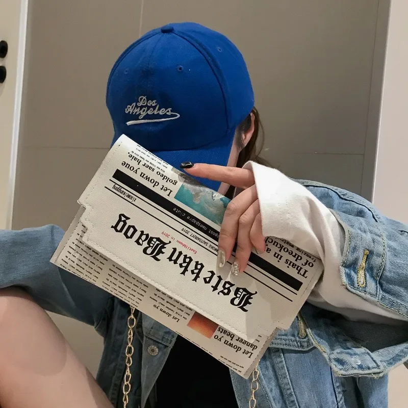 Luxury Designer Women Shoulder Bag Personality Fashion Ladies All-match Messenger Bag Newspaper Modeling Small Square Bag