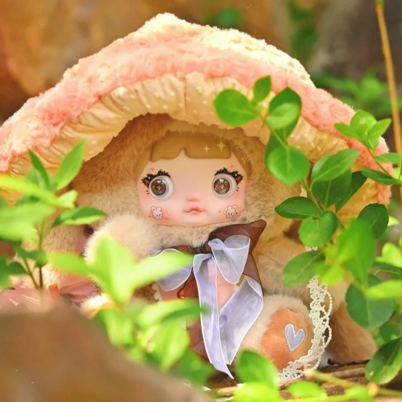 nommi キノコ 400% Caprielle Nommi Mushroom Hat 400% Vinyl Plush Doll Series Caprielle