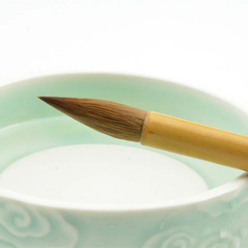 Рисунок 5 - Weasel ручка с кисточкой для волос