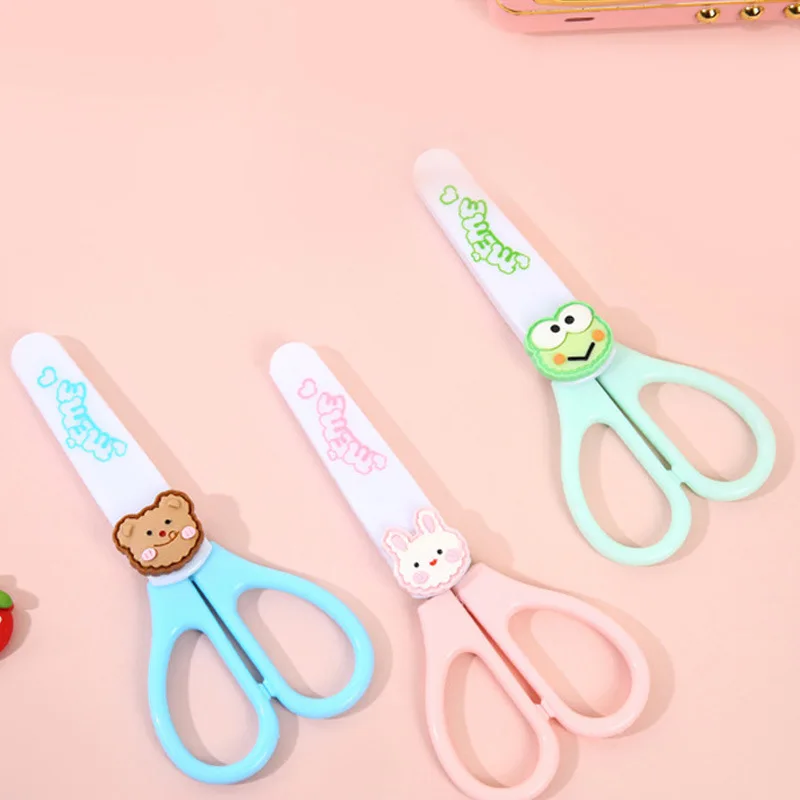 18pcs Kawaii 동물 어린이 가위 보호 커버 공예 가위 편지지 어린이 학교 용품 귀여운 가위 종이 커터