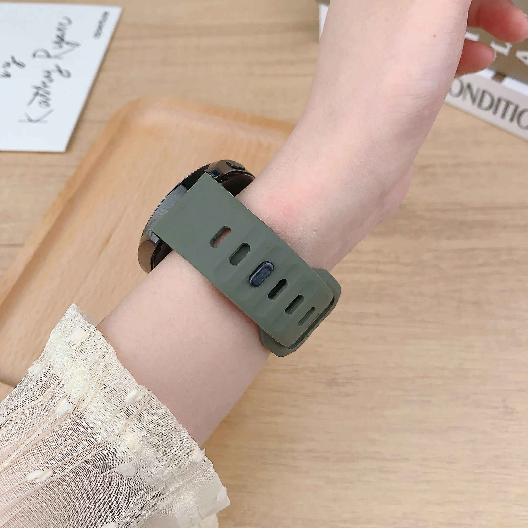 Universal 20mm 22mm for Samsung Galaxy Watch 7/6/5/4 40 44 for Huawei GT5/4 46mm42 Silicone watch band strap Garmin Vivoactive 4