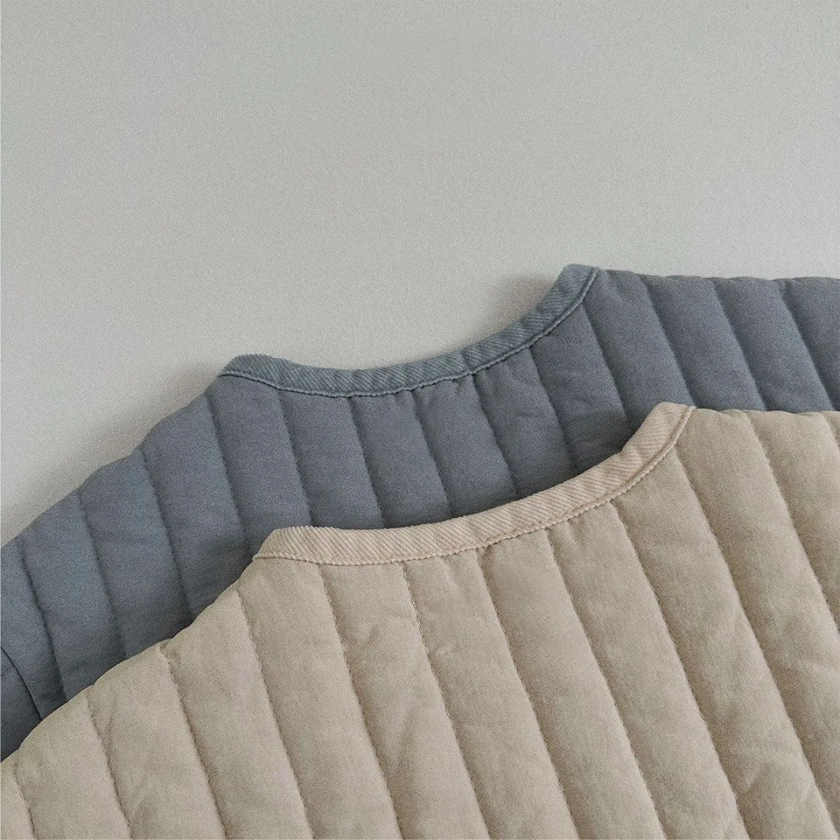 Description Picture 6 of item2025 Winter New Baby Long Sleeve Warm Coat Solid Infant Girls Plus Velvet Thick Cardigan Coat Toddler Boys Cotton Padded Jacket