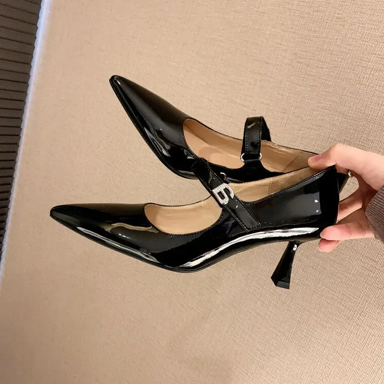 

Big Size42 Black Patent Leather Women Pumps Crystal A Strap Mary Jeans High Heels Silver Chic Design Prom Party Wedding Shoes