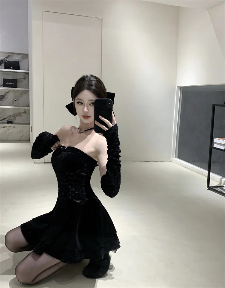 Minivestido gótico Y2K sin tirantes para mujer, vestido de fiesta de noche de retazos de encaje de terciopelo negro, corte en A, ajustado, sexy, para graduación, nuevo