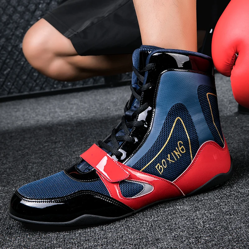 Men's Mesh Breathable Boxing Shoes New Large Wrestling Shoes Anti slip Wear Resistant Sneaker Fashionable Casual High Top