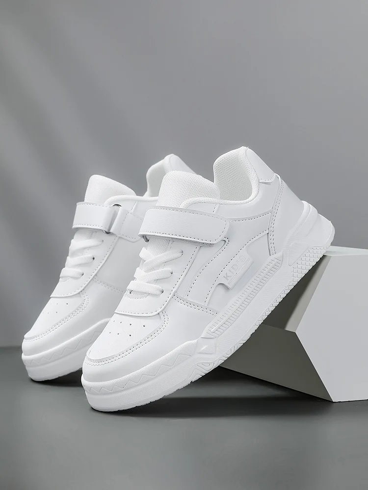 Scarpe con pannello in pelle esplosiva anno 2024_voghion.com