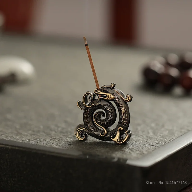 Creative Fragrant Base, Home Indoor Living Room Buddhist Hall Supplies Incense Stove Mini Size Retro Dragon Shape Incense Burner