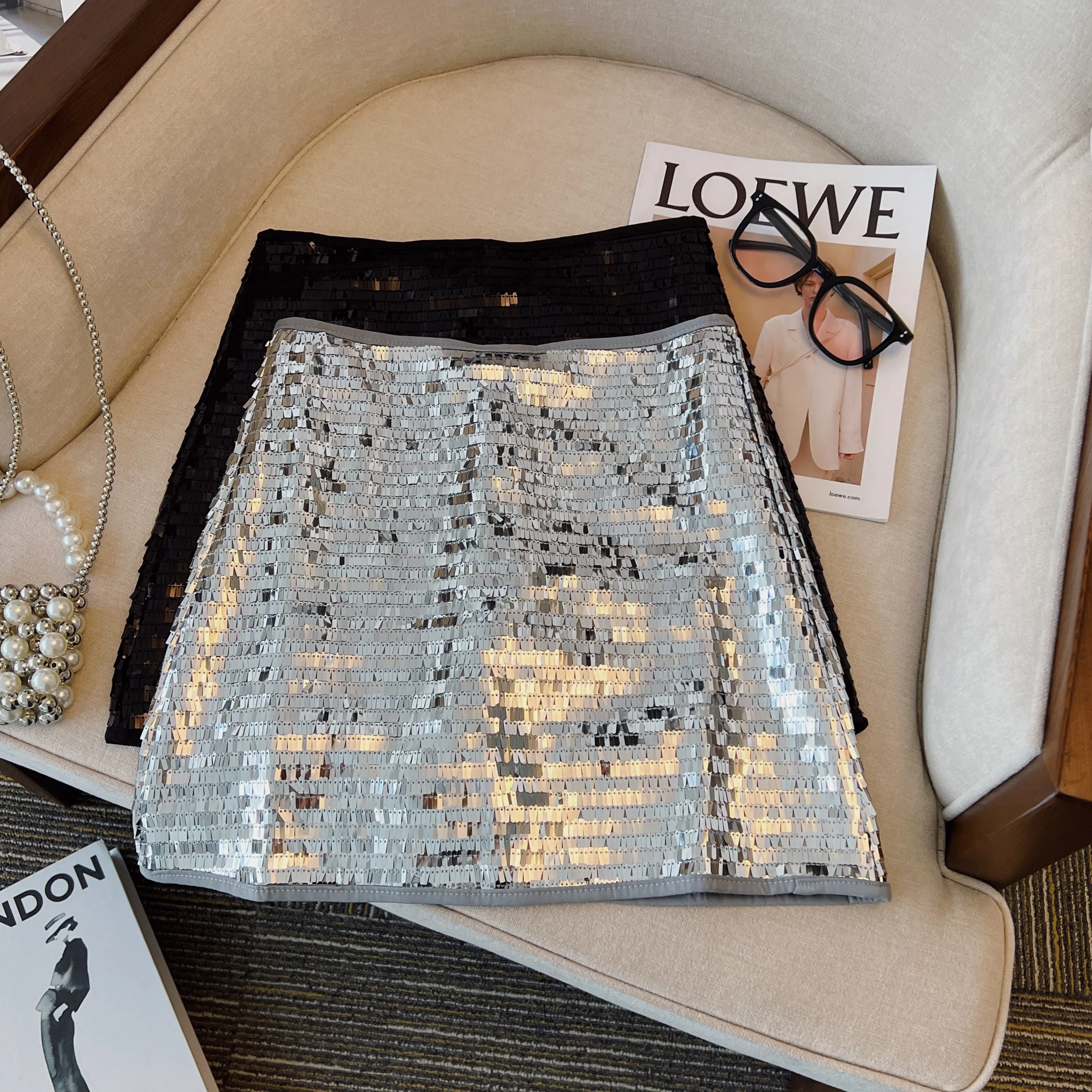 

Юбка с завышенной талией, трапециевидная, с блестками