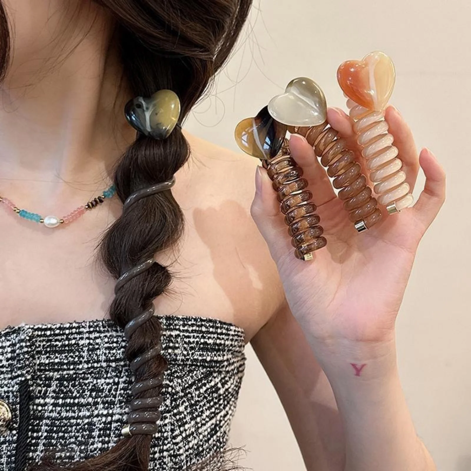 1PC Women's Heart - Shaped Spiral Hair Claw, Elastic Hair Coil, Stylish Hair Accessory for Ponytails, Daily & Party Looks